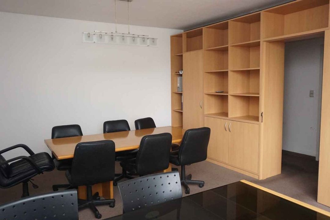 VENTA OFICINA EN LAVALLE 1900  ED MANIFOLD