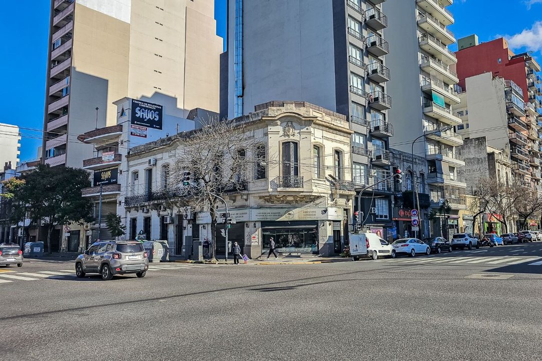 VENTA BLOCK, 2 DEPTOS, LOCAL TERRAZA SAN CRISTOBAL