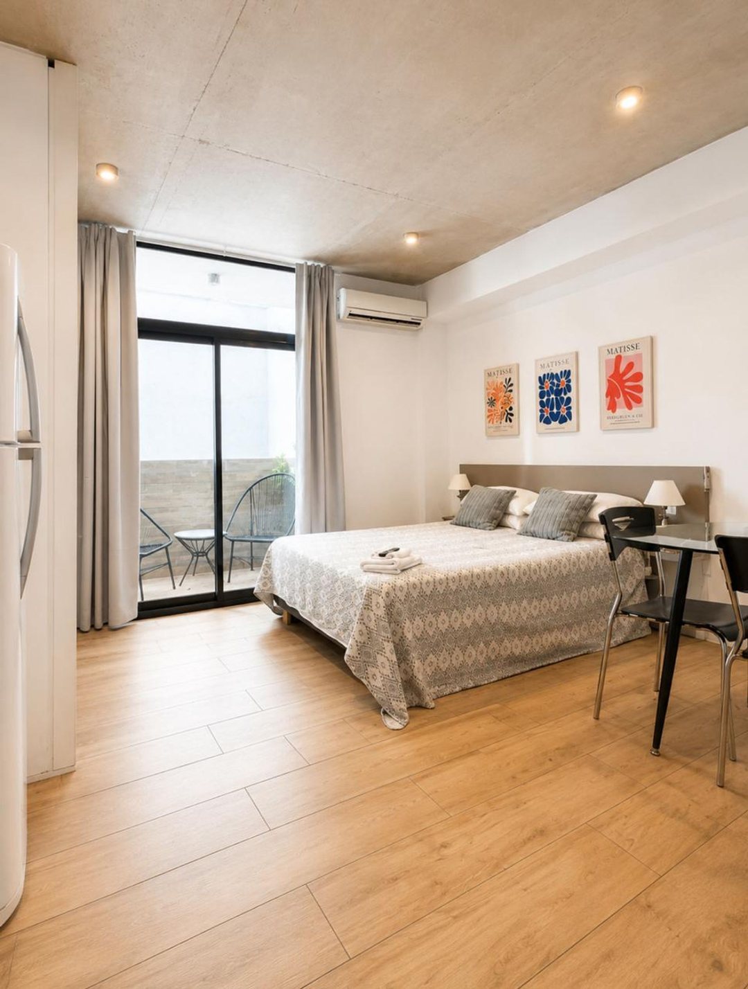 Venta Monoambiente Belgrano luminoso con pileta