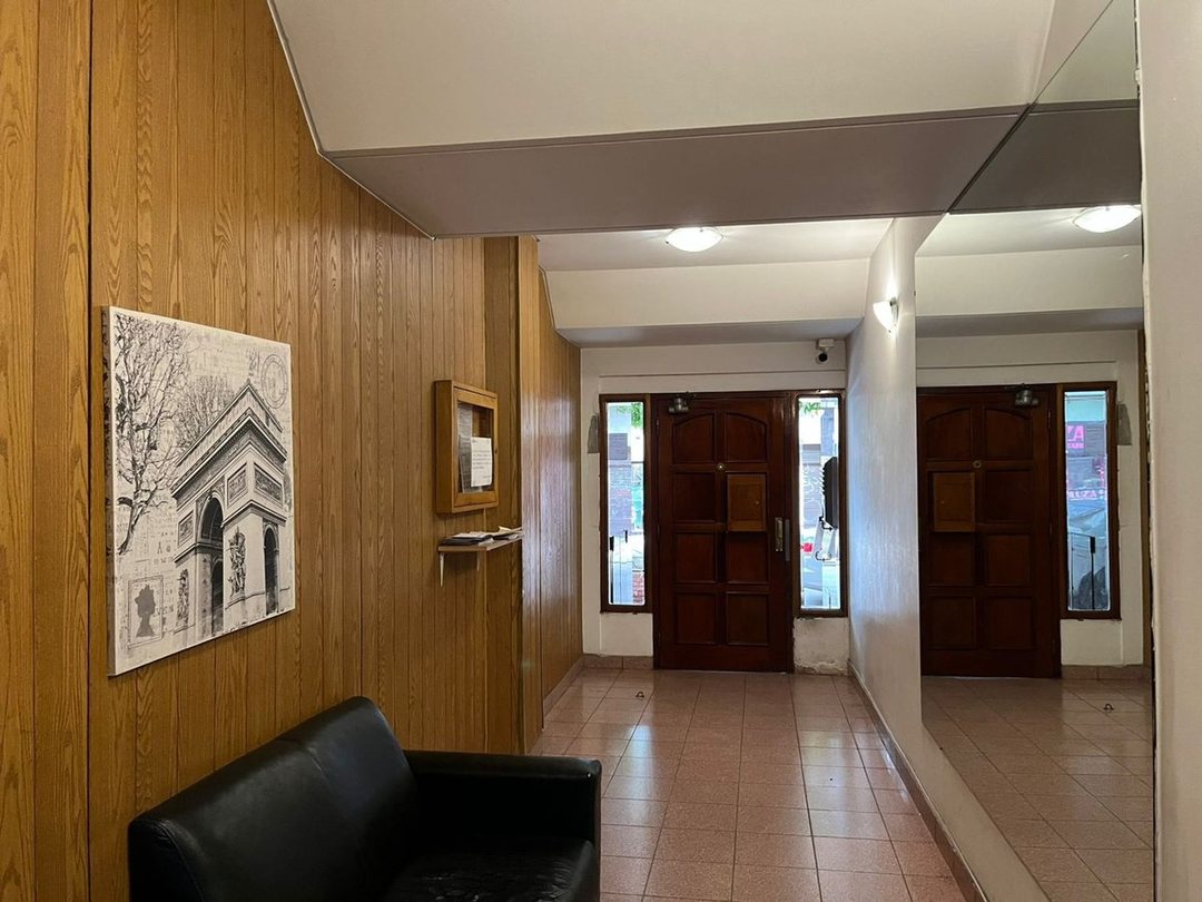 DPTO 2 AMB. CON RENTA- IDEAL INVERSOR-RAMOS MEJIA