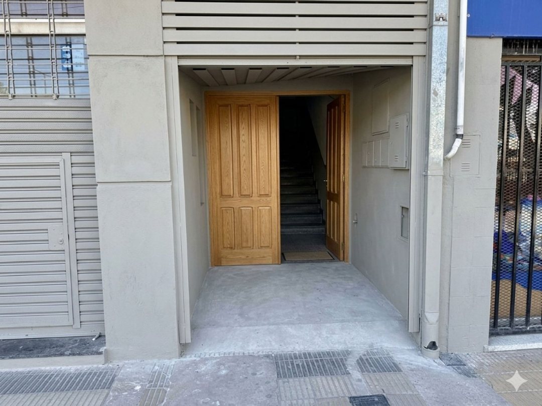 VENTA OFICINAS ITUZAINGÓ NORTE EN CONSTRUCCION