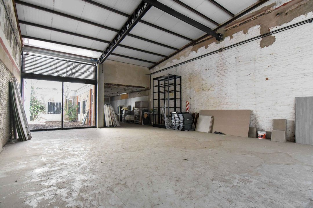 ALQUILER LOCAL COMERCIAL CON PATIO EN VILLA CRESPO