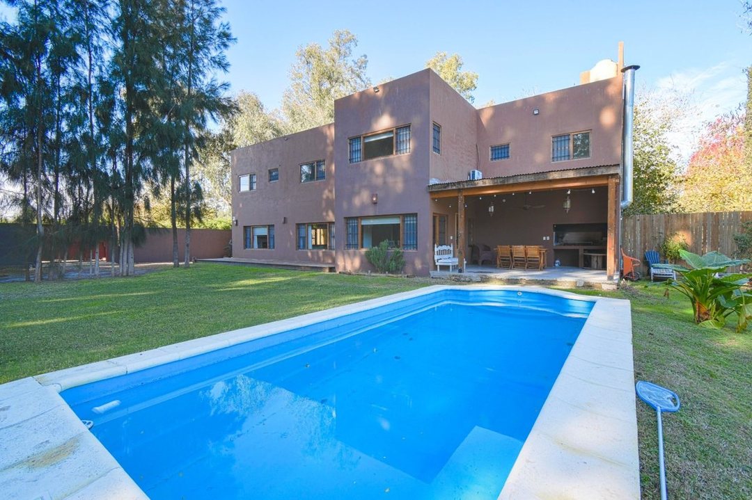 CASA EN ALQUILER EN BARRIO LAS CHACRAS MASCHWITZ