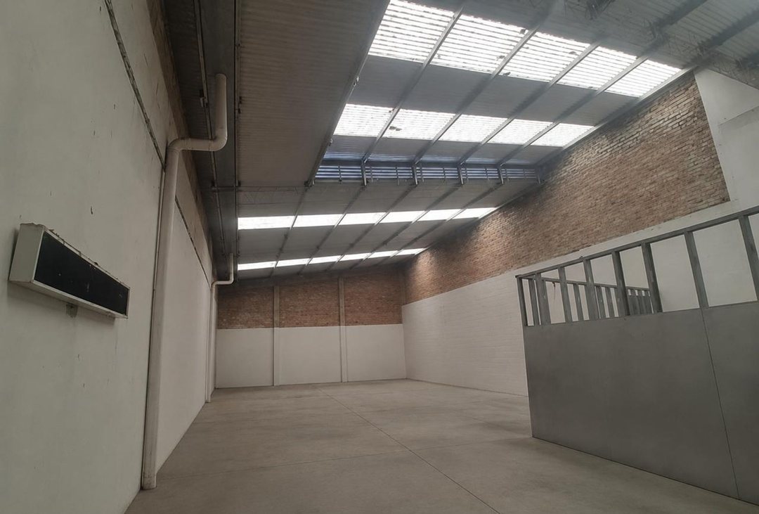 GALPON VENTA B INDUSTRIAL CON LOCAL U OFICINAS