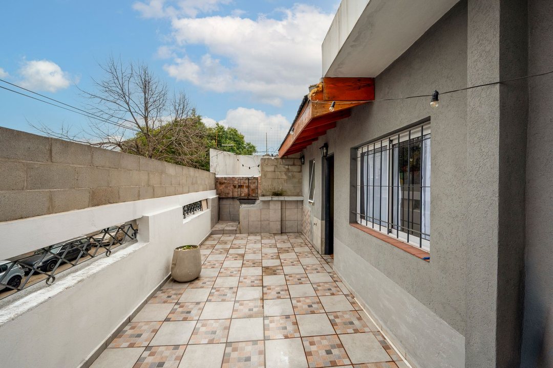 Ph 4 amb Venta Villa Raffo refaccionado Terraza
