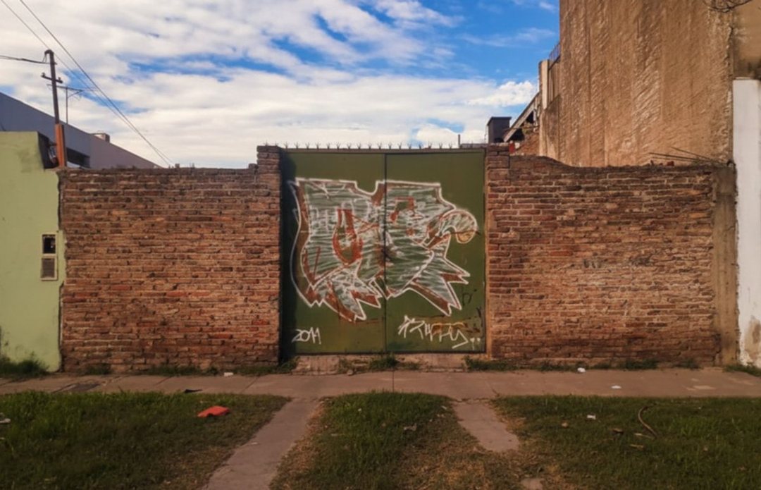 VENTA LOTE 147m² LANÚS OESTE