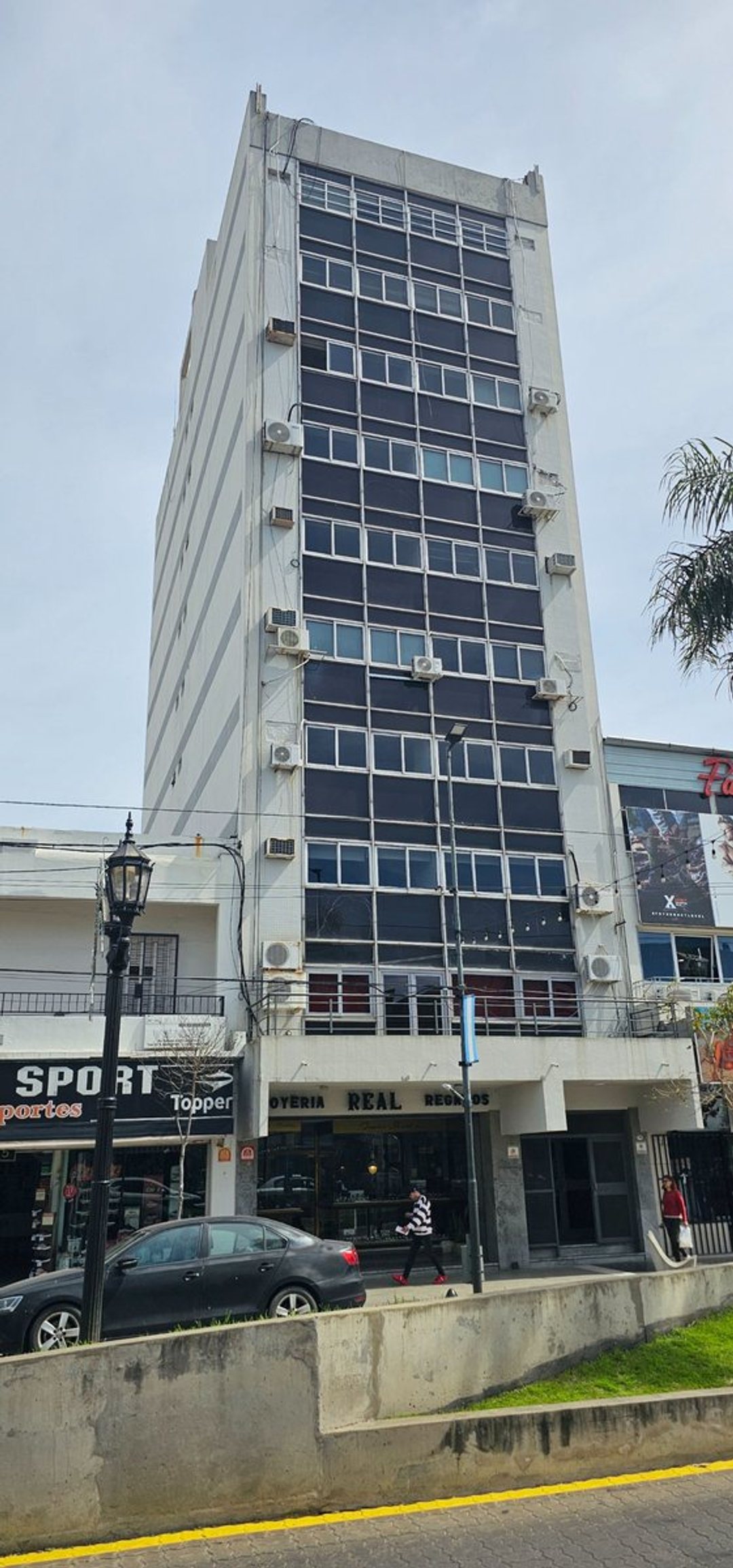 Venta OFICINA 40M2 en CAMPANA