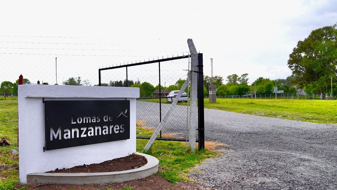 Venta lotes /terrenos  Lomas de Manzanares Escrit.