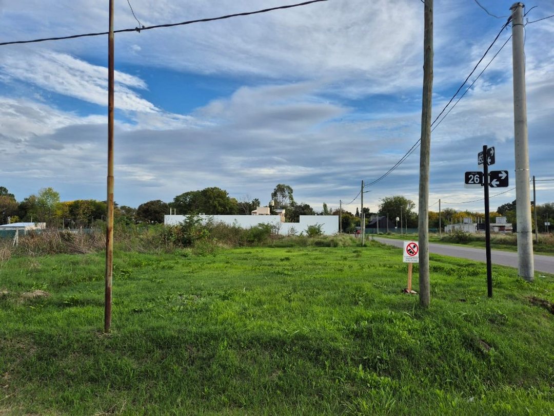 LOTE EN VENTA CITY BELL TACUARI