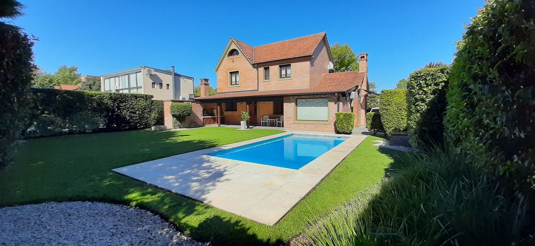 VENTA CASA LOTE INTERNO BARRIO LA DELFINA PILAR