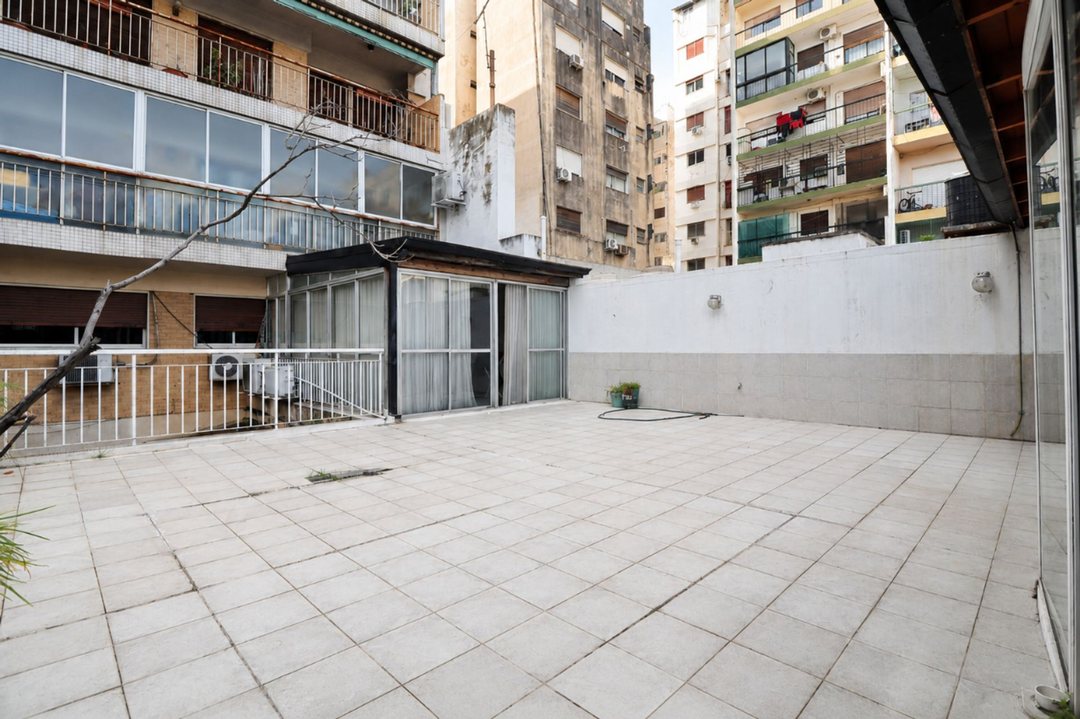 Venta dpto. 4 amb. Flores.Terraza.Quincho.Parrilla