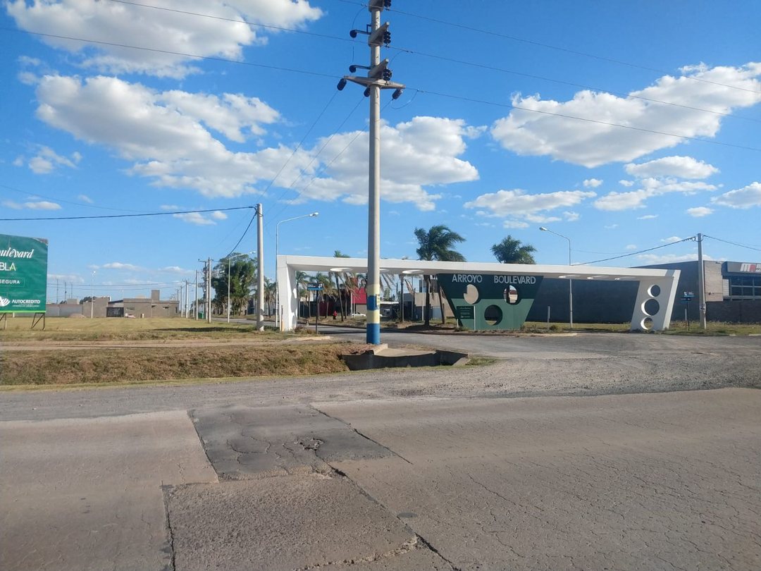 LOTE EN VENTA EN ARROYO SECO. FINANCIACION