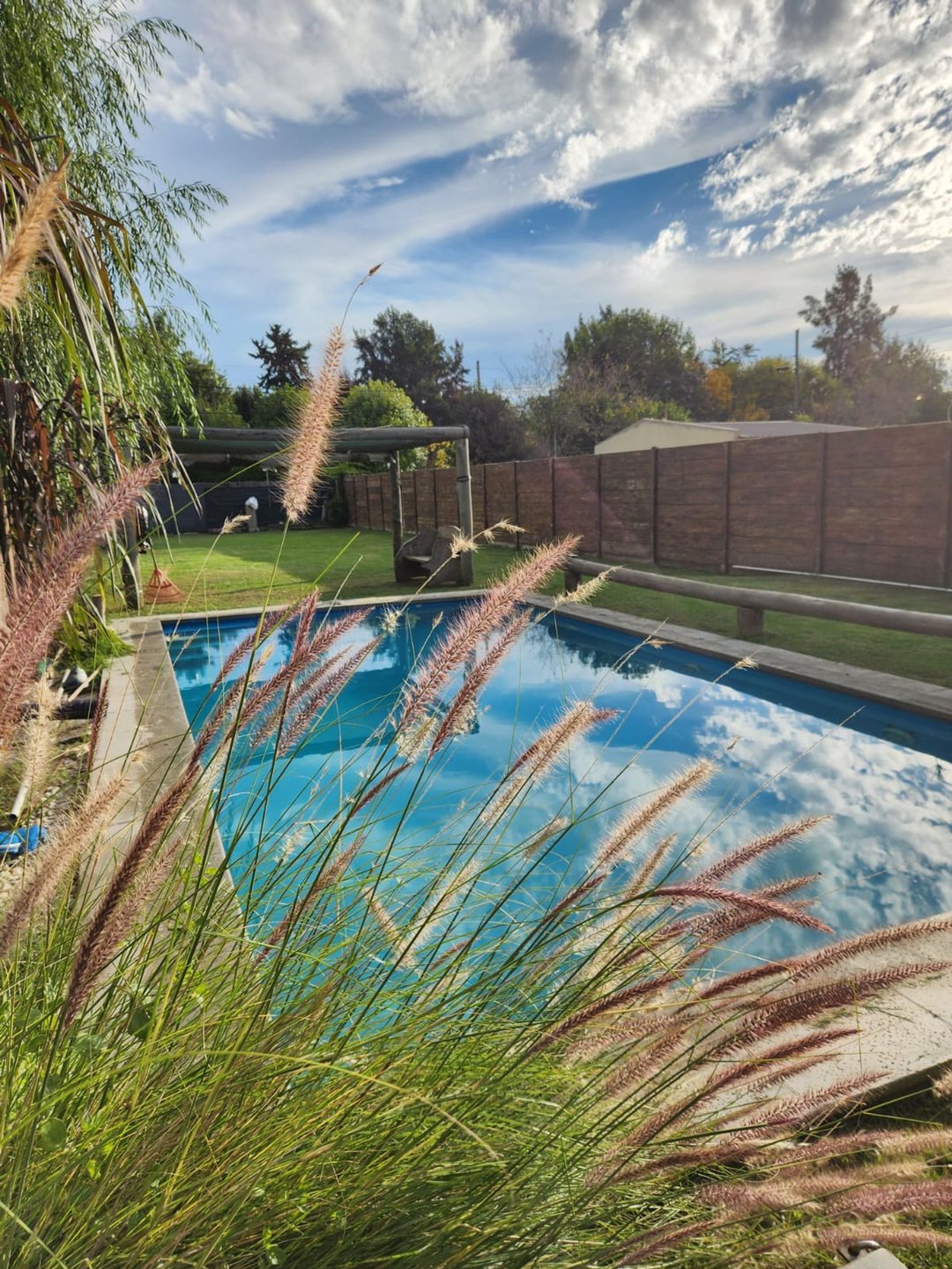 TERRENO EN VENTA - CON PILETA