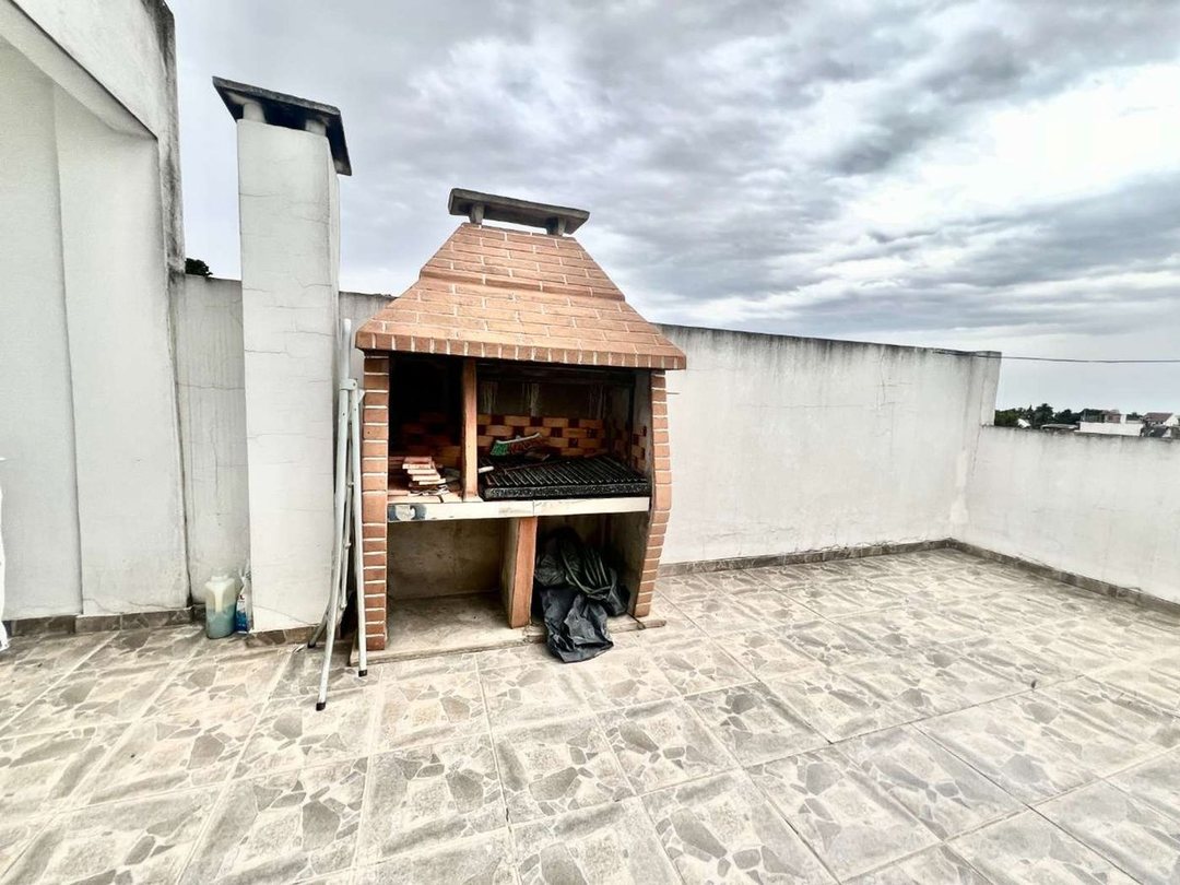 VENTA DPTO TERRAZA PROPIA 3AMB CASANOVA  BALCON