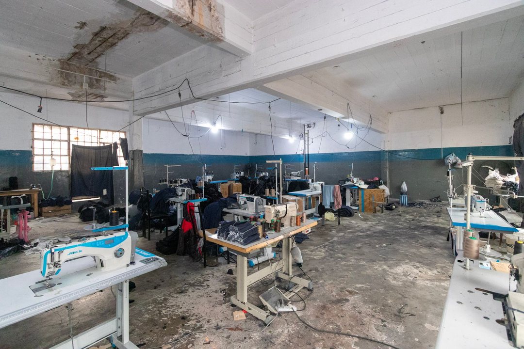 VENTA DEPOSITO /GALPON ZONA COMERCIAL FLORESTA