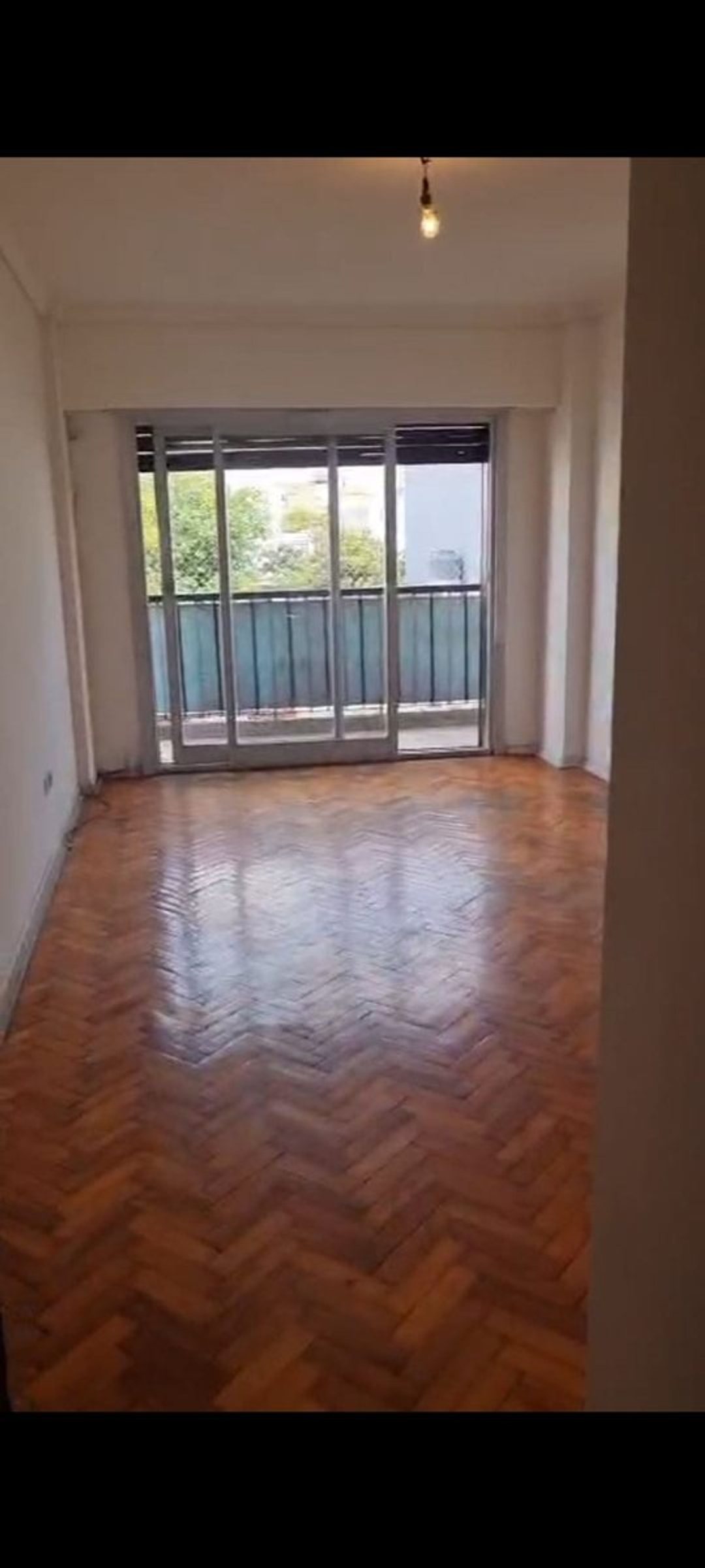 VENTA DTO -FLORES- 2 AMB. C/RENTA C/FTE.BALC-A/CRE