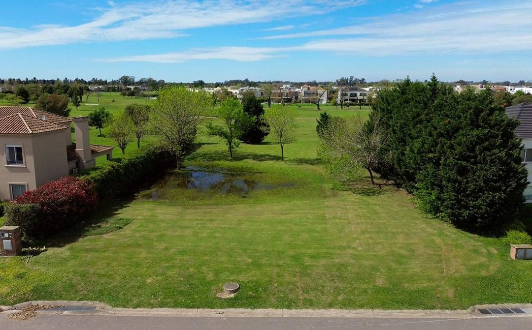 VENTA DE LOTE ESCOBAR HARAS SANTA MARIA LAS LOMAS
