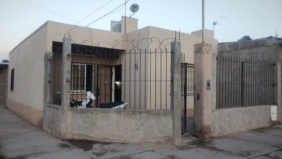 VENTA B°FUERZA Y PROGRESO BERMEJO GUAYMALLEN