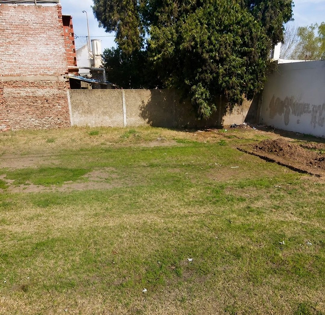 TERRENO en LIBERTA Y J. MARTI de 12,50 x 22