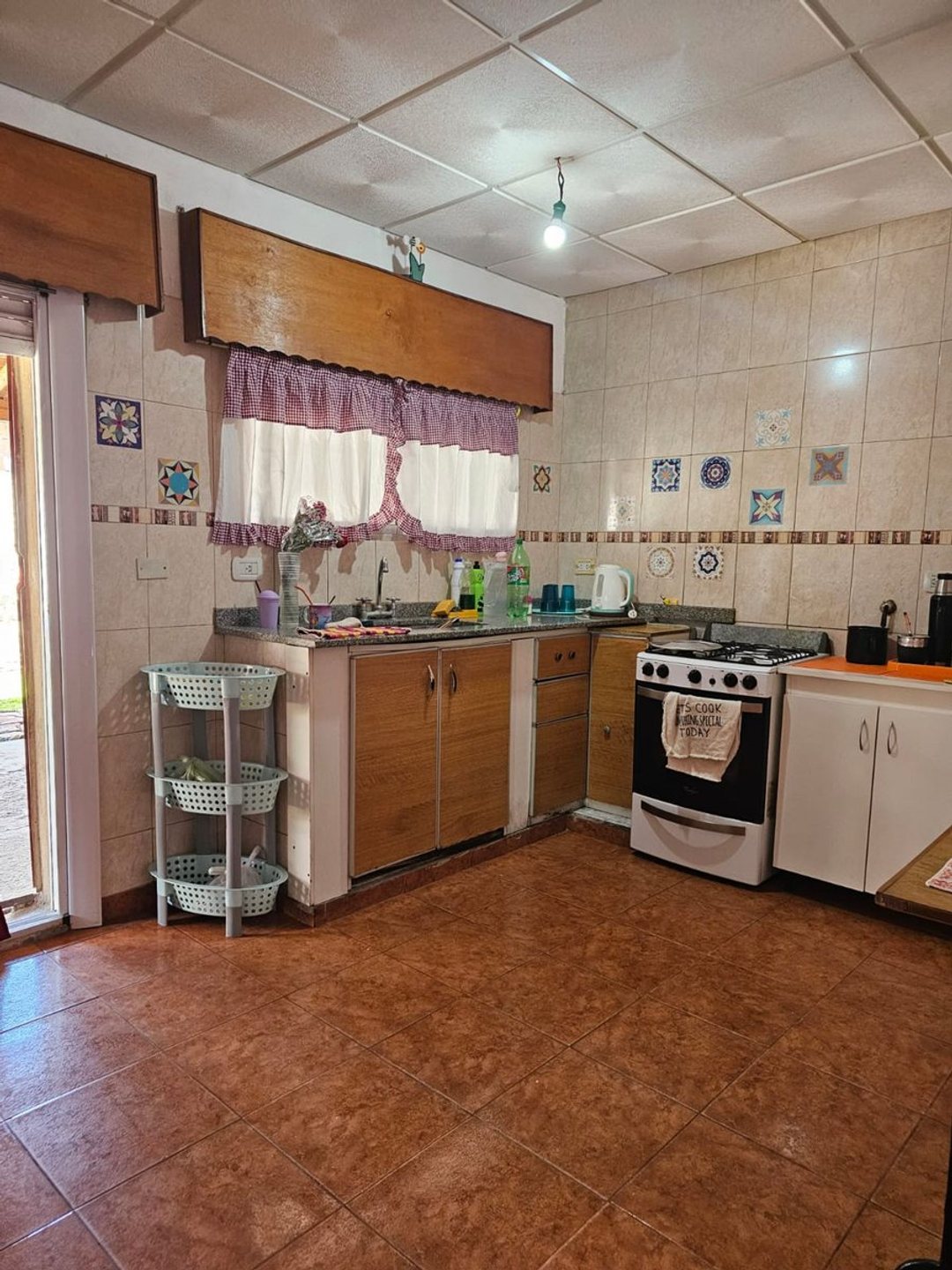 VENTA-CASA- 3 AMB-FLORENCIO VARELA-LOTE PROPIO