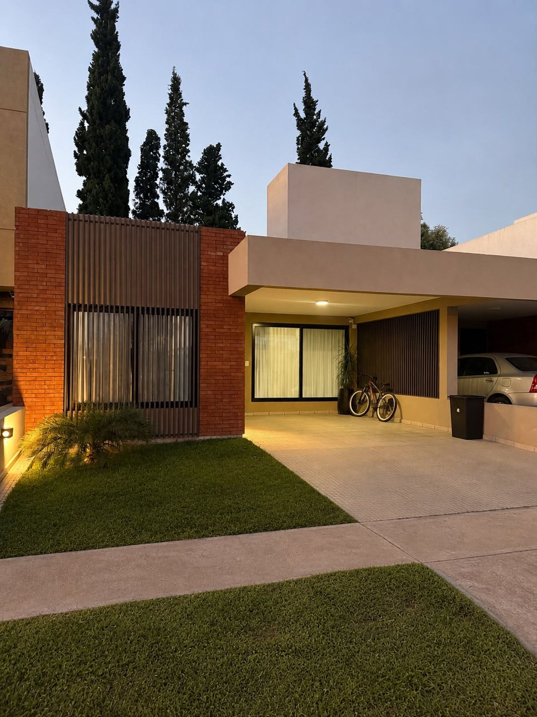 VENTA DUPLEX 2 DORM CLAROS DEL BOSQUE, CORDOBA