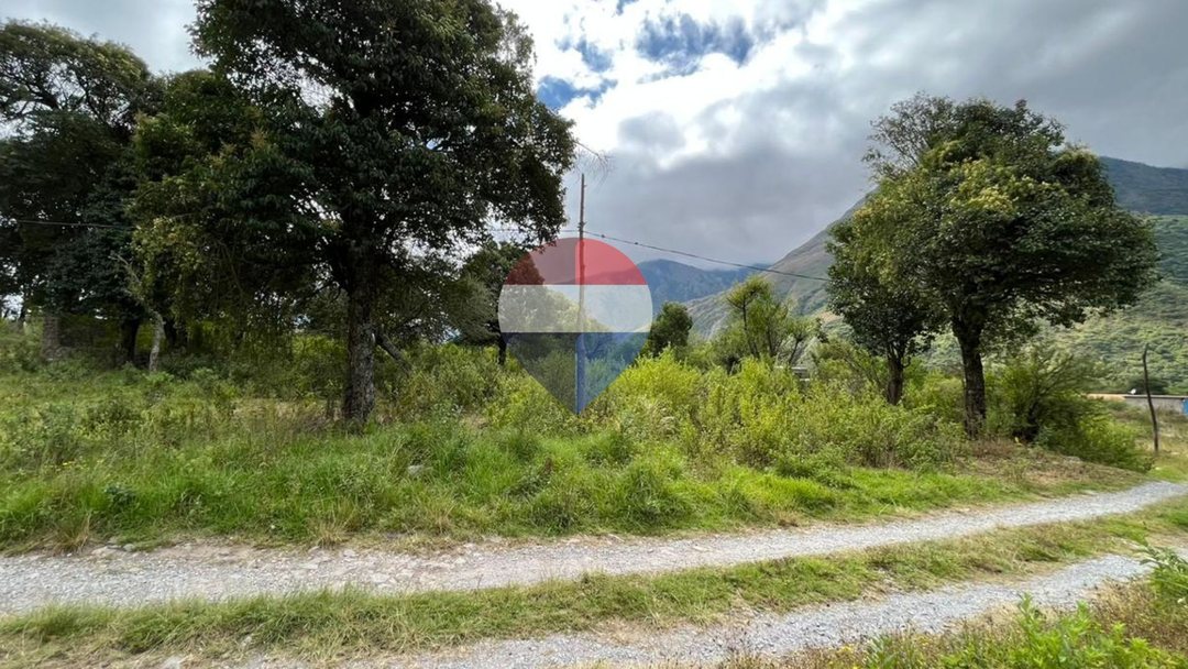 VENTA TERRENO BARCENA  1059,5m2