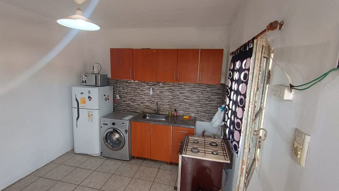 VENTA CASA 2 DORMITORIOS EN BARRIO CERRITO, CBA