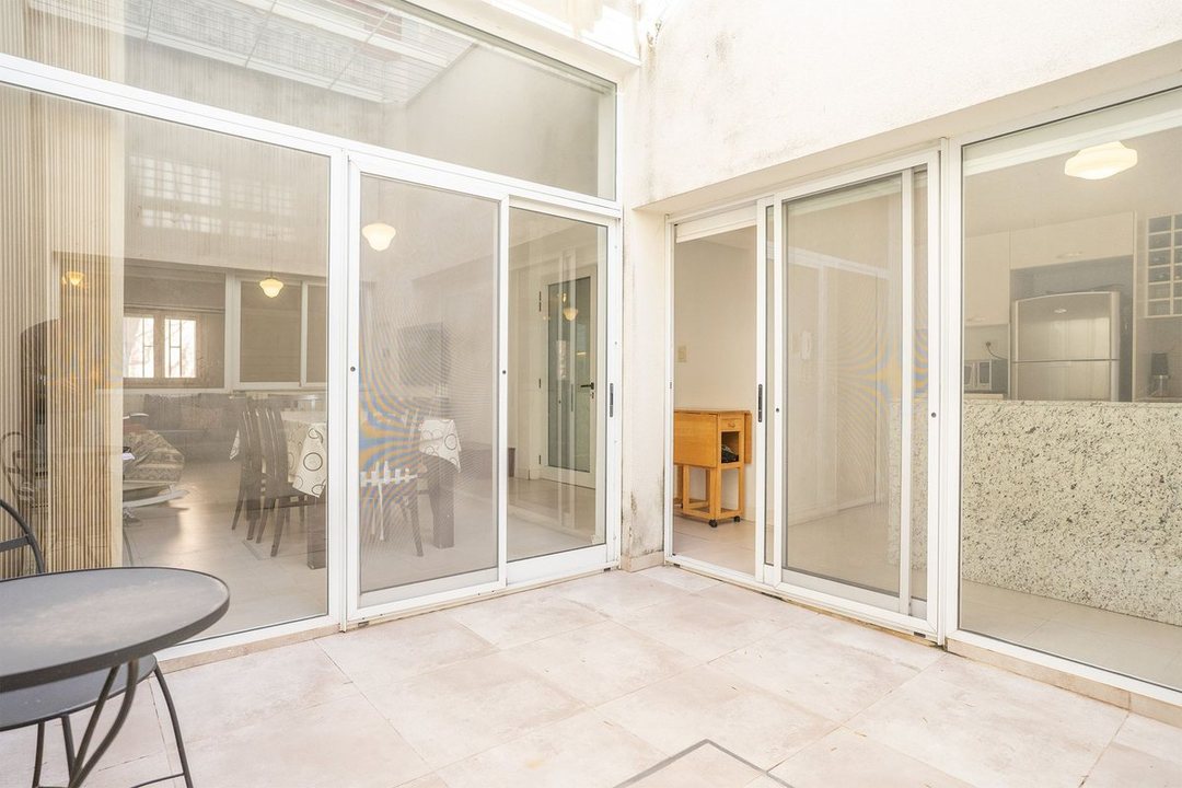 VENTA CASA 3/4 DORMITORIOS EN LOURDES COCHERA