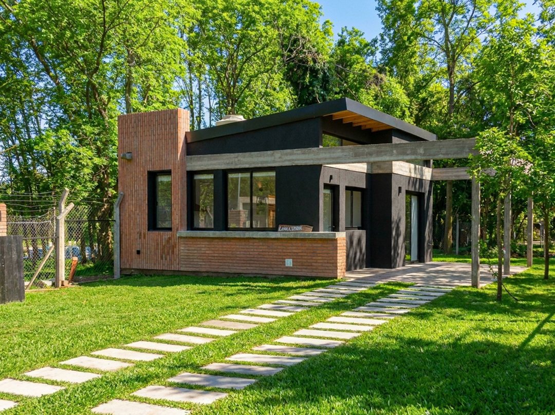 CASA 2 AMBIENTES EN VENTA EN SAN VICENTE