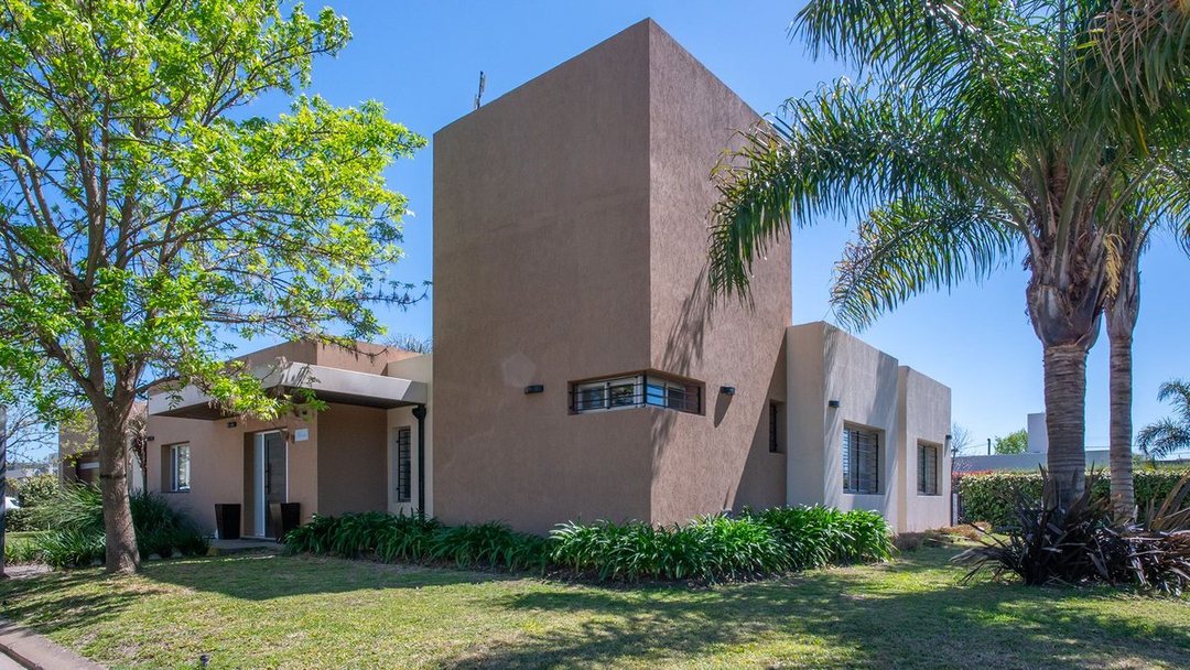 Casa en venta en Barrio cerrado La Antonella