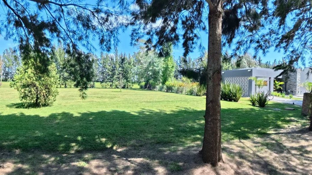 LOTE EN MIRALAGOS CLUB DE CAMPO,GOLF Y SPA
