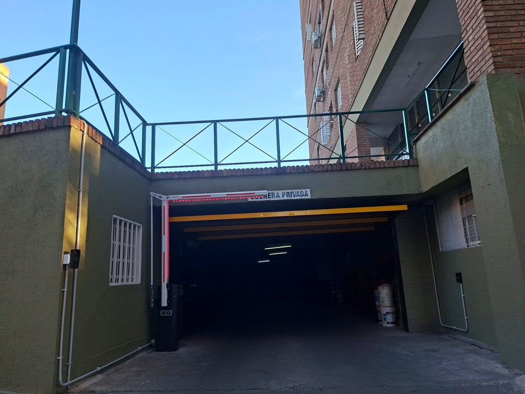 VENTA COCHERA AV PUEYRREDON 600 GÜEMES CÓRDOBA