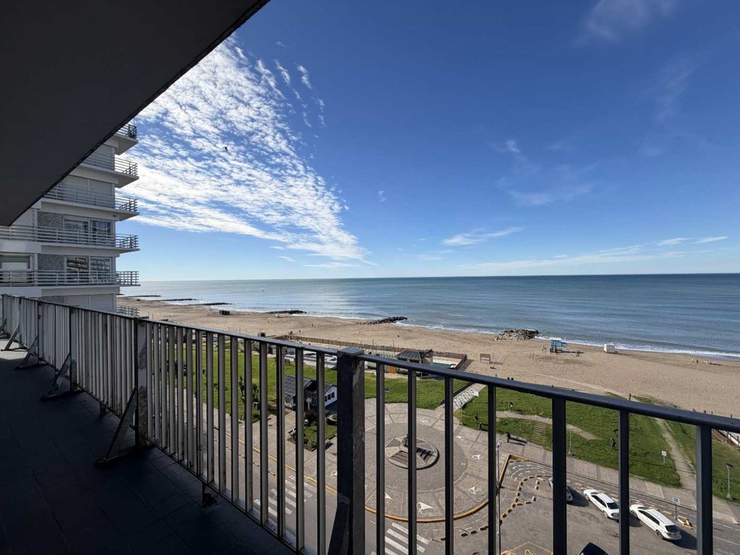 VENTA DEPARTAMENTO 3 AMBIENTES CON VISTA AL MAR
