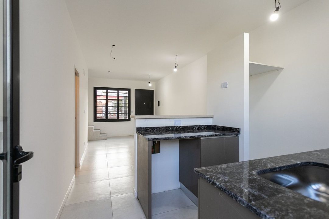 DUPLEX A ESTRENAR 3 AMB PALOMAR, COCHERA, PATIO