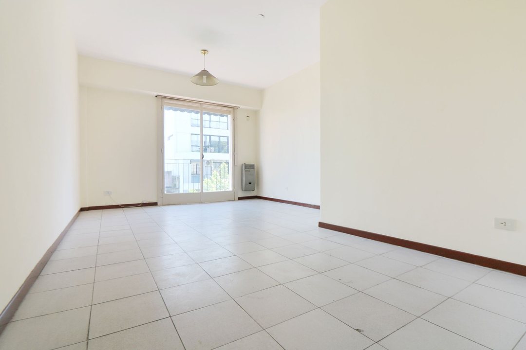 VENTA DEPARTAMENTO 2 AMBIENTES C BALCÓN, BALVANERA