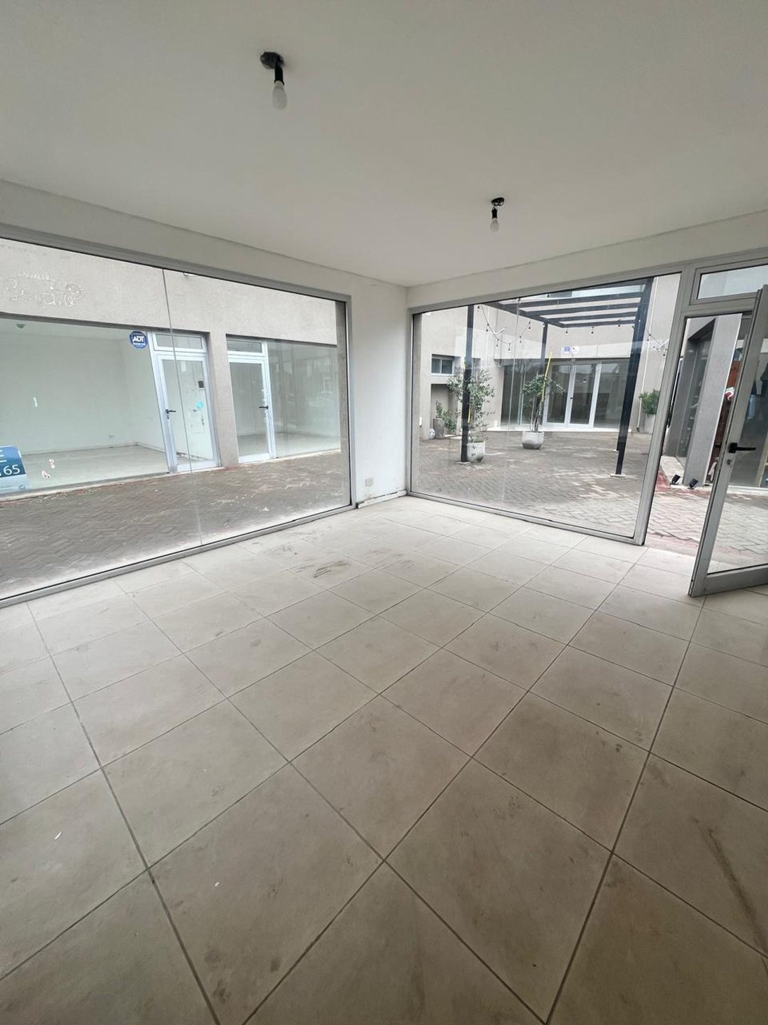 VENTA DE LOCALCOMERCIAL EN PEREZ