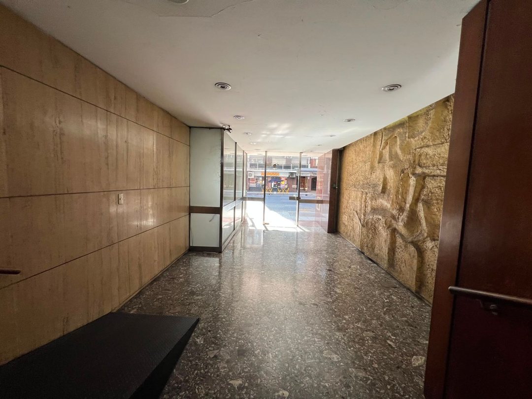 VENTA 3 AMBIENTE AV. CORRIENTES AL 4500 - ALMAGRO.