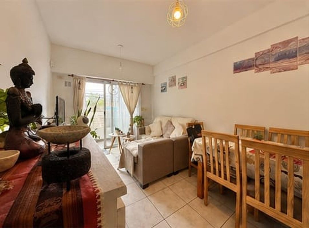 Venta Depto 2 amb con balcon y cochera Castelar