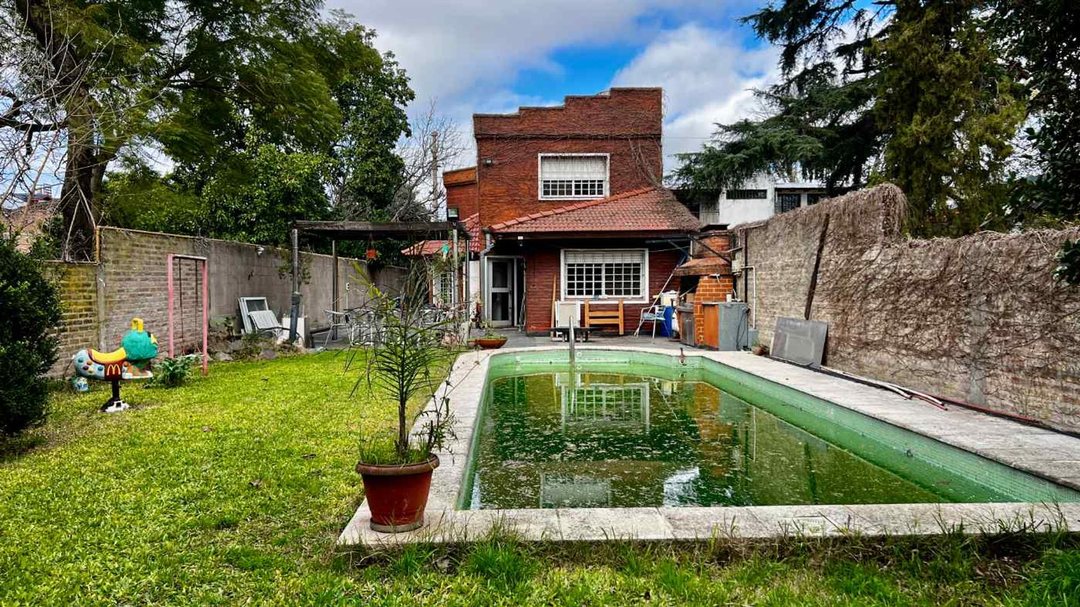 CASA 6 AMBIENTE VENTA EN JOSE MARMOL MAS LOCAL