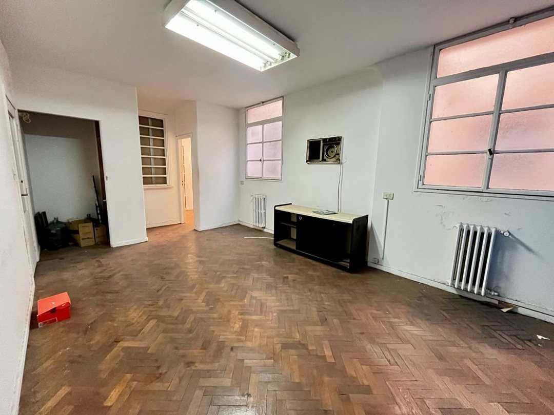 Venta oficina 3 amb con doble ingreso