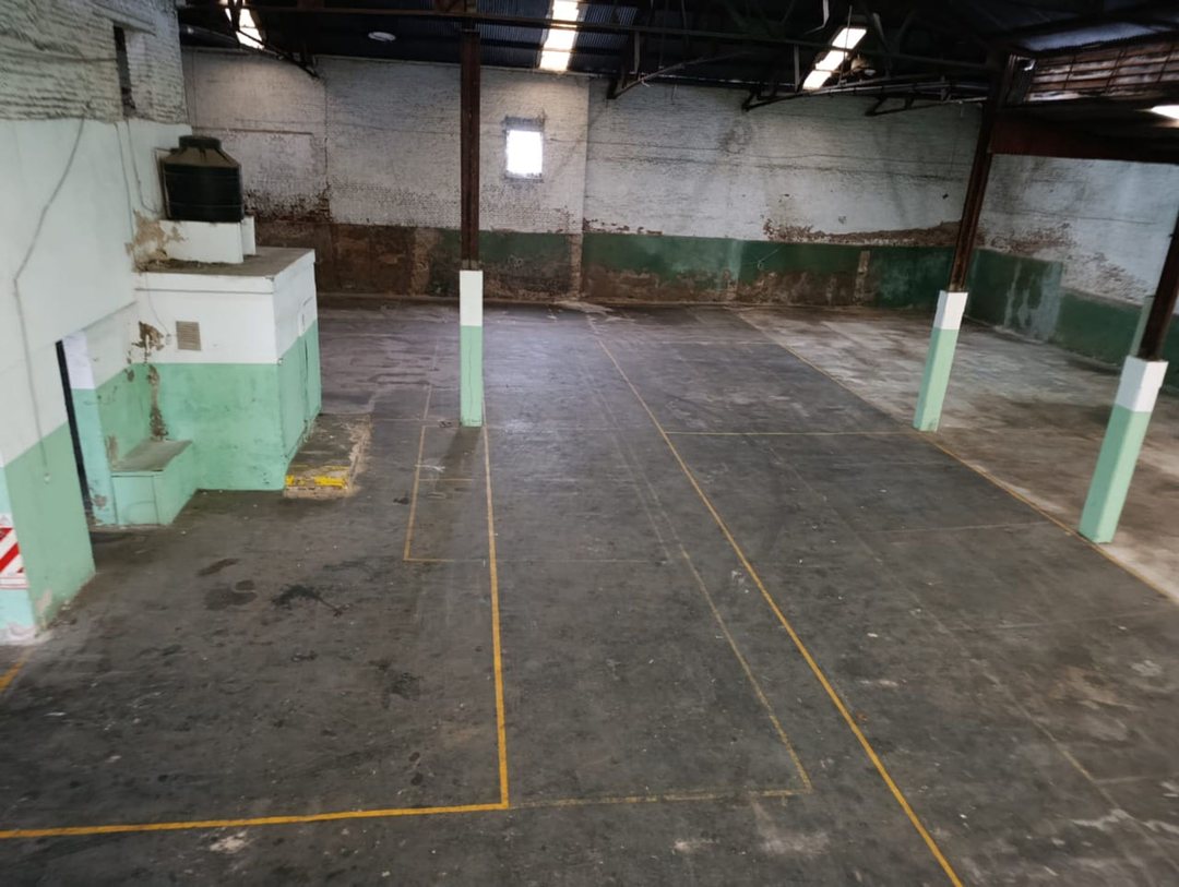 ALQUILER GALPON AVELLANEDA 1700M2