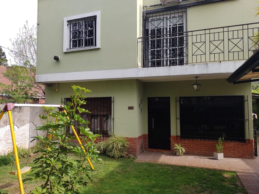 CASA EN VENTA VILLA ELISA 3 DORMITORIOS QUINCHO