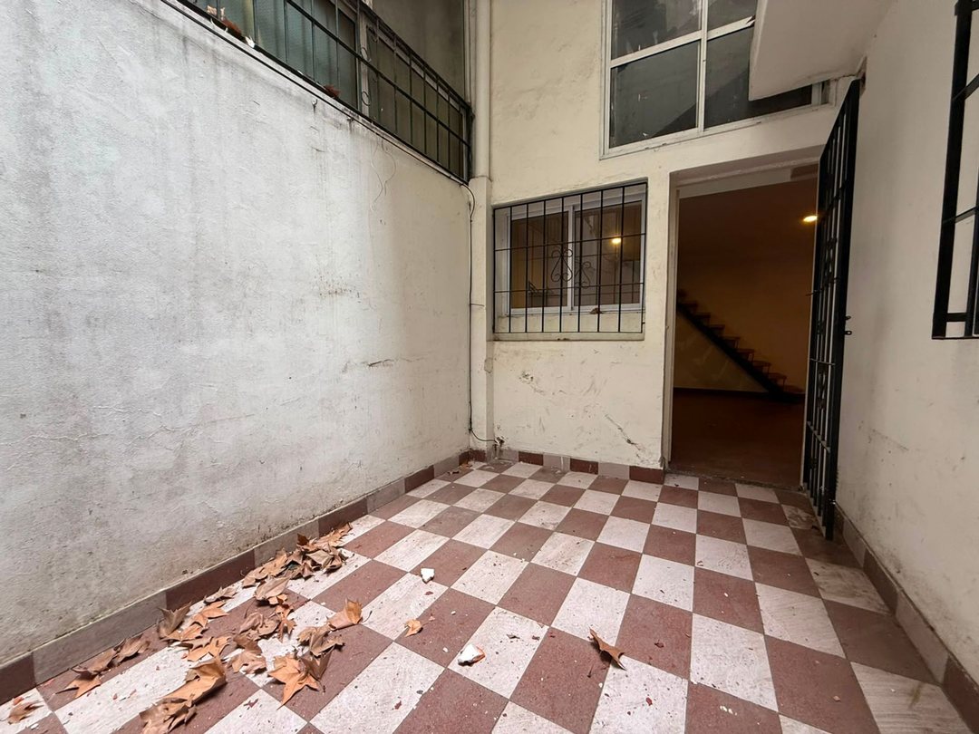 VENTA PH 2 amb con patio en Palermo para Reciclar