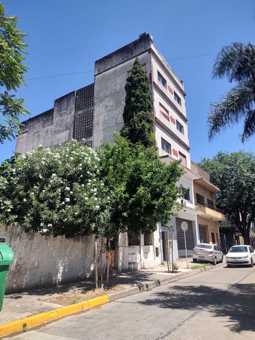 VENTA DEPOSITO EN 5 PLANTAS C/MONTACARGA