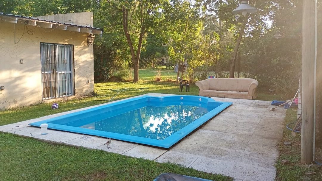 VENTA CASA 3 AMB LOS CARDALES PILETA QUINCHO PARQ