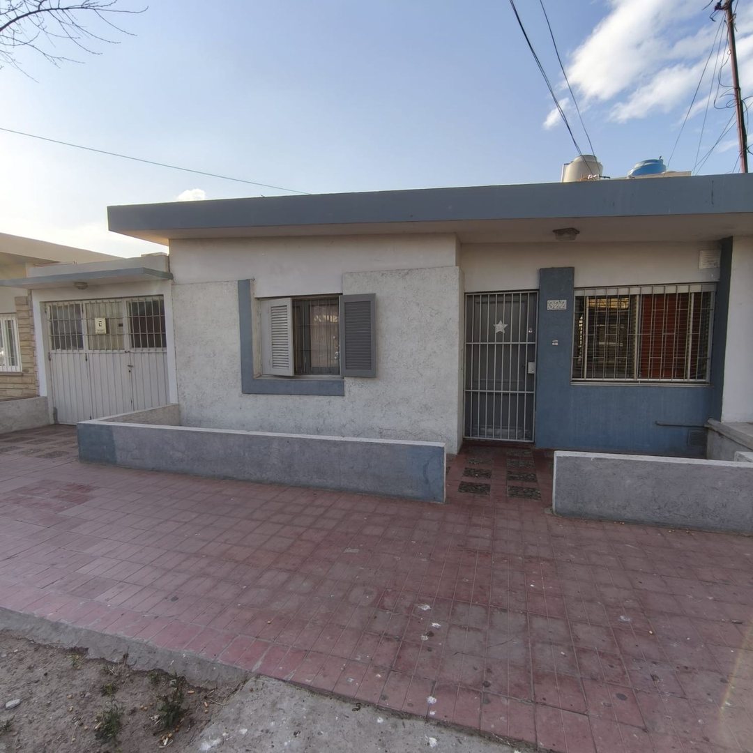 Venta Casa 3 Dormitorios Godoy Cruz