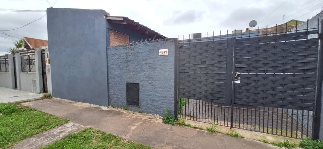 VENTA CASA 3 AMB BERNAL