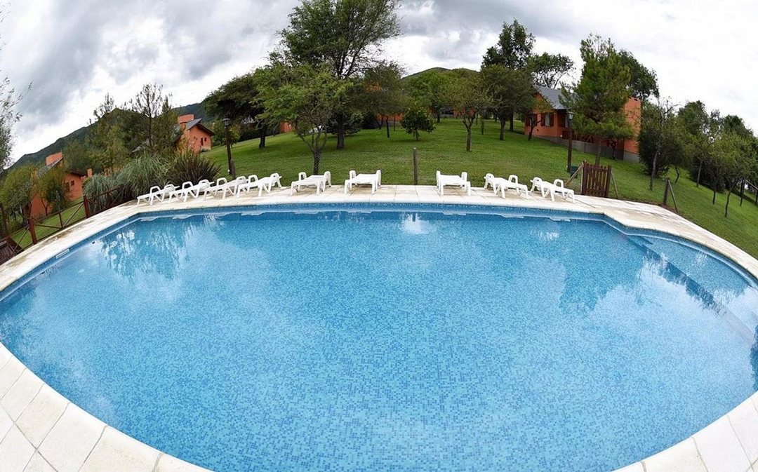 VENTA COMPLEJO 8 CABAÑAS VILLA GRAL BELGRANO CBA