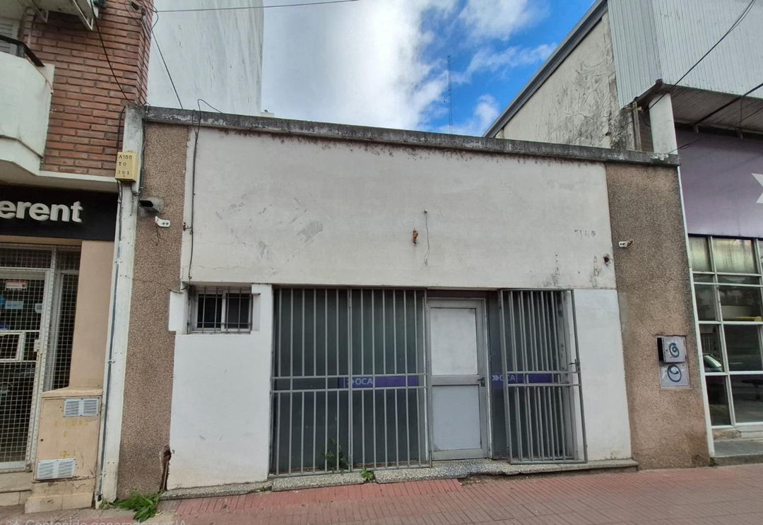 VENTA AMPLIO LOCAL COMERCIAL CÉNTRICO