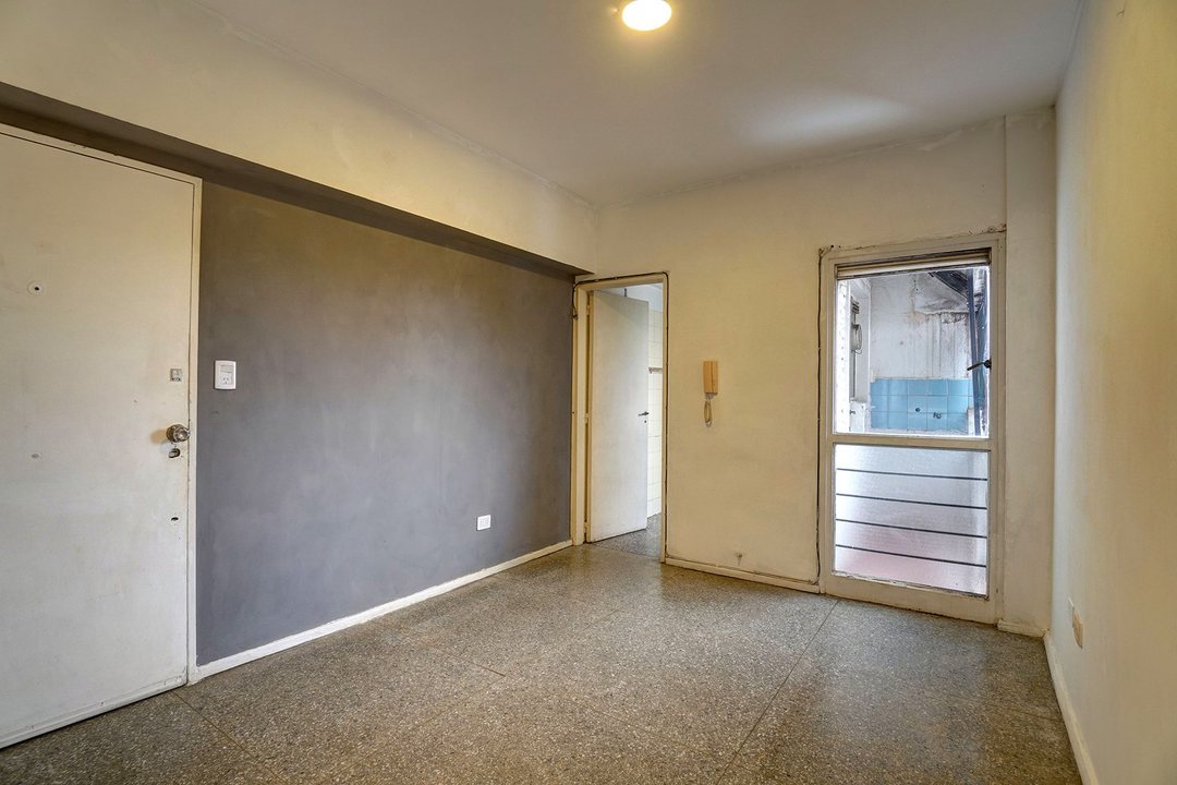 DEPTO 2 AMB C/LAVADERO - VENTA / PARQUE PATRICIOS